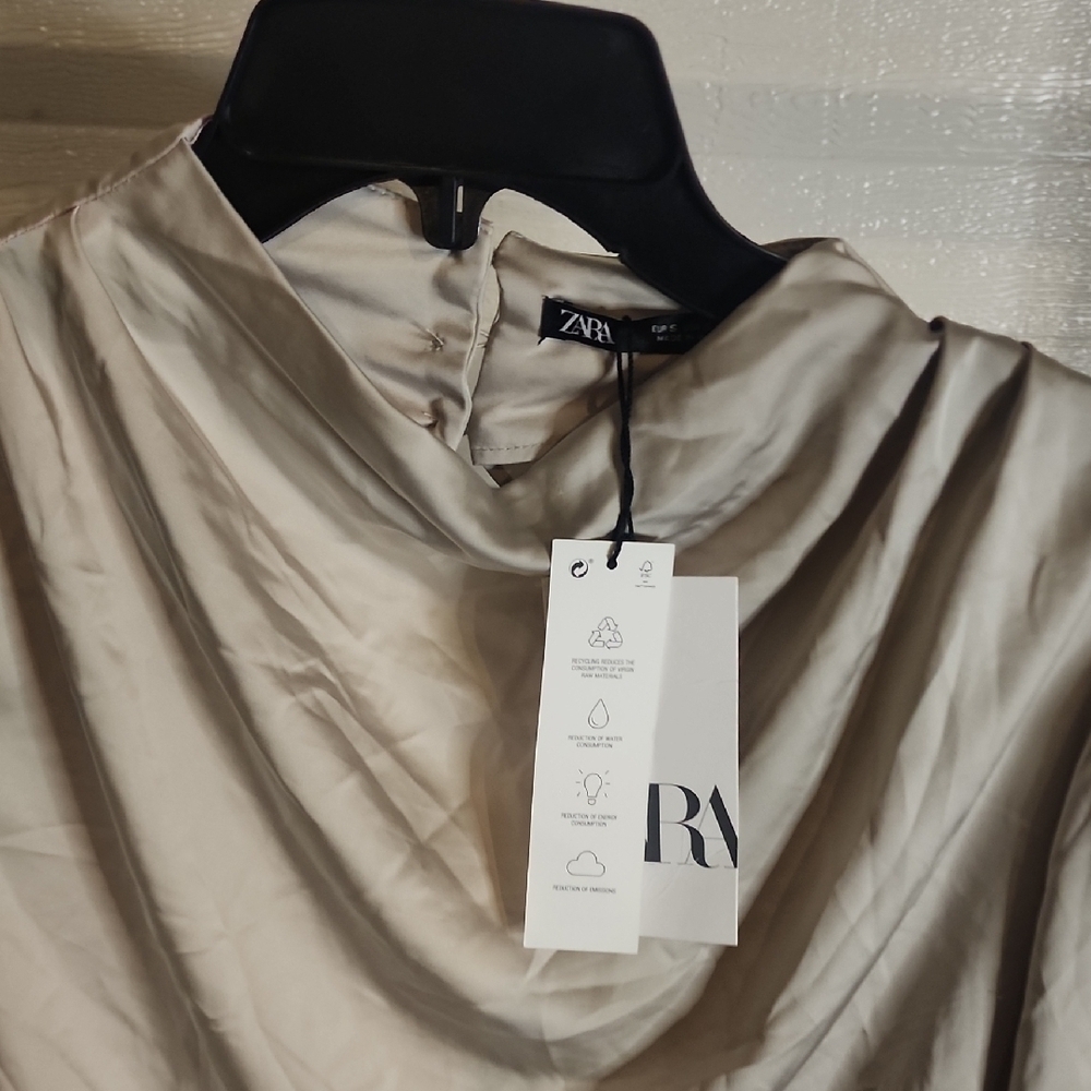 Zara Cream Satin Blouse Size S - Picture 2 of 5